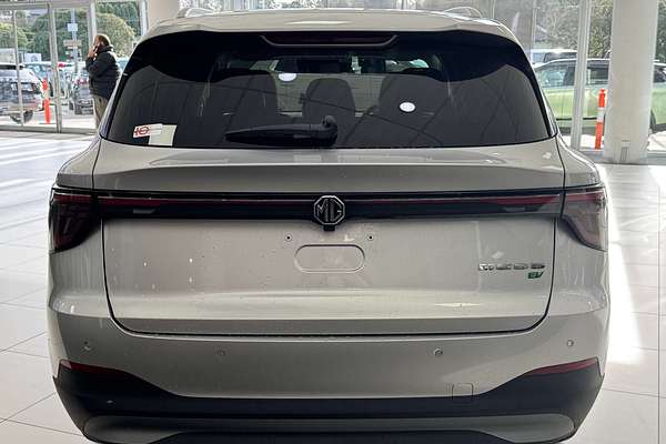 2025 MG MGS5 EV Essence 62 ZS3EM