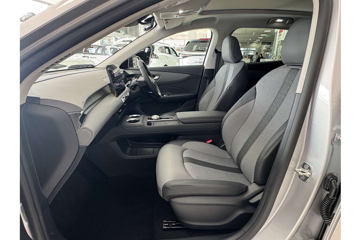 2025 MG MGS5 EV Essence 62 ZS3EM