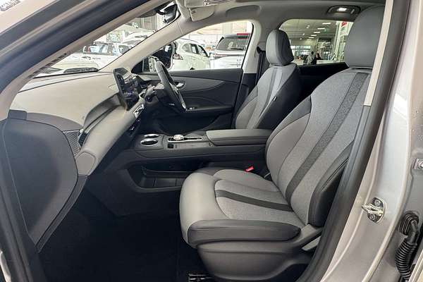 2025 MG MGS5 EV Essence 62 ZS3EM