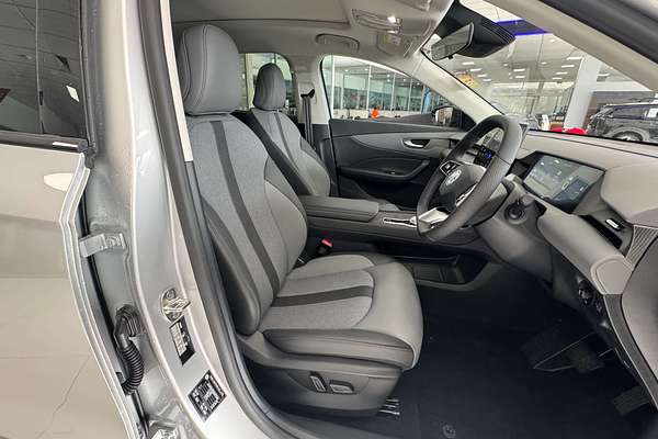 2025 MG MGS5 EV Essence 62 ZS3EM