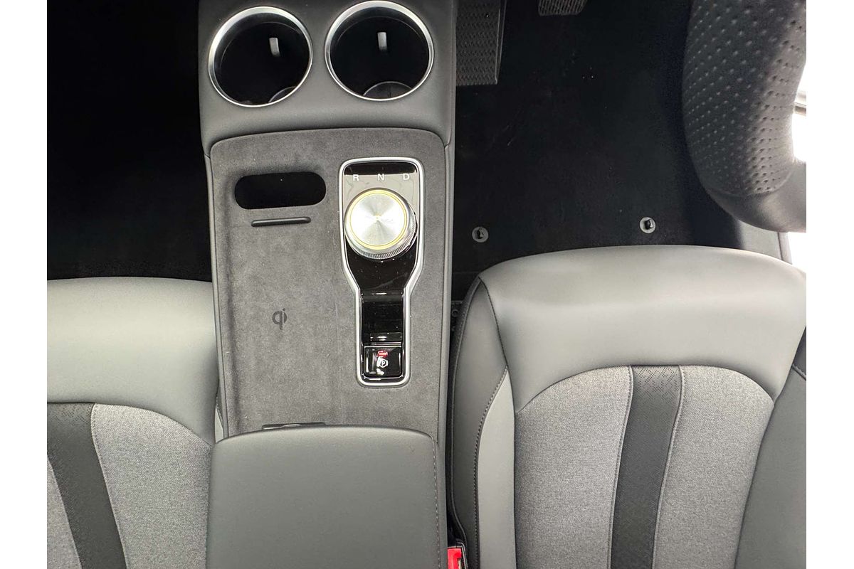 2025 MG MGS5 EV Essence 62 ZS3EM