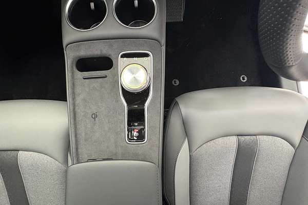 2025 MG MGS5 EV Essence 62 ZS3EM