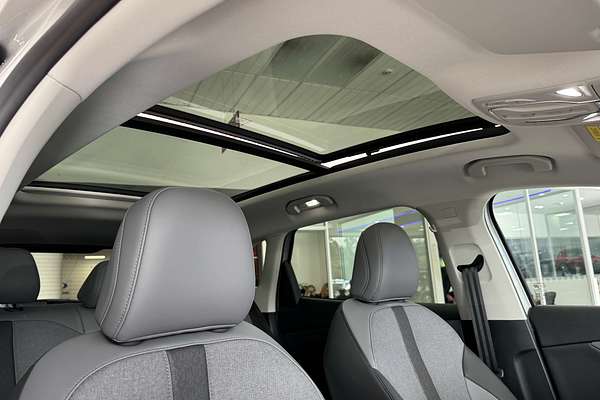 2025 MG MGS5 EV Essence 62 ZS3EM