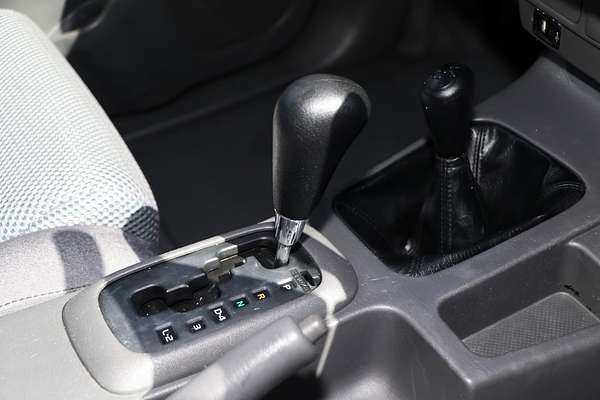 2015 Toyota Hilux SR GUN126R 4X4