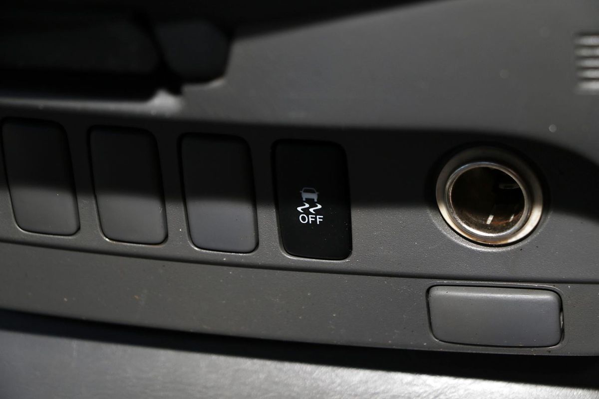 2015 Toyota Hilux SR GUN126R 4X4