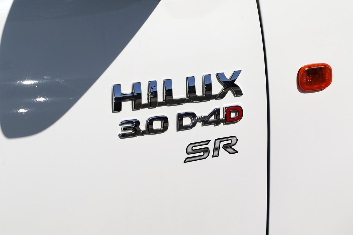 2015 Toyota Hilux SR GUN126R 4X4