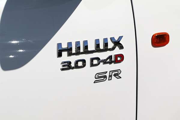 2015 Toyota Hilux SR GUN126R 4X4