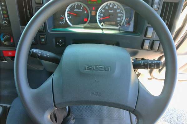 2021 Isuzu N Series NNR 45-150