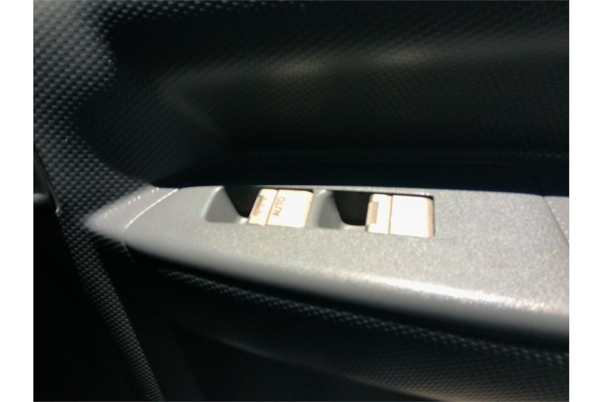 2021 Isuzu N Series NNR 45-150