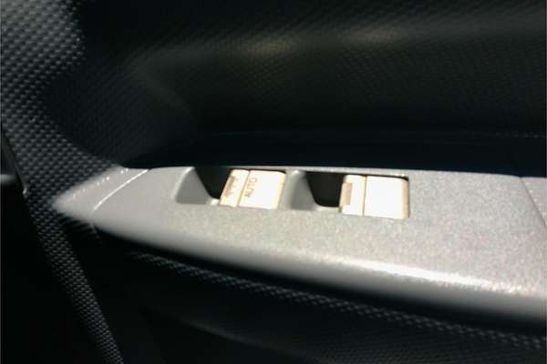 2021 Isuzu N Series NNR 45-150