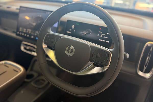 2025 Leapmotor B10 Style A12