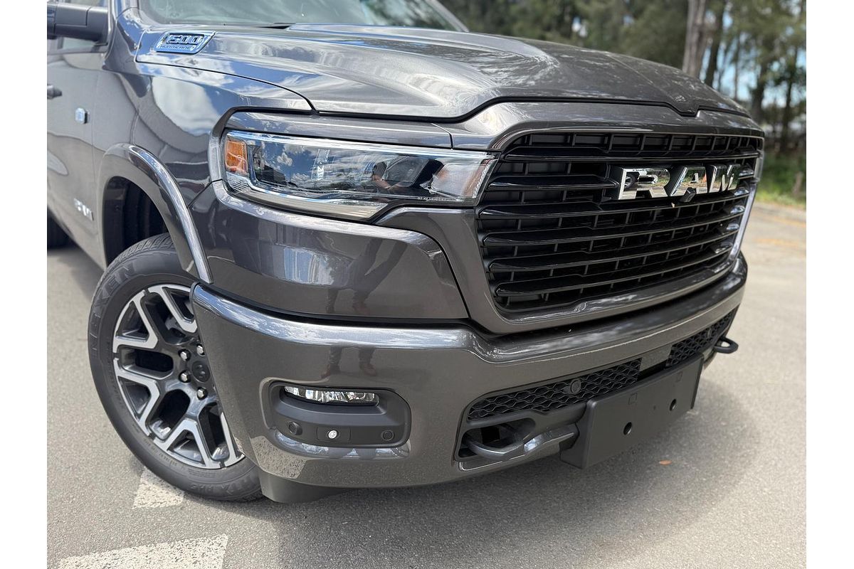 2025 RAM 1500 Laramie Sport Hurricane SO RamBox DT 4X4 SWB