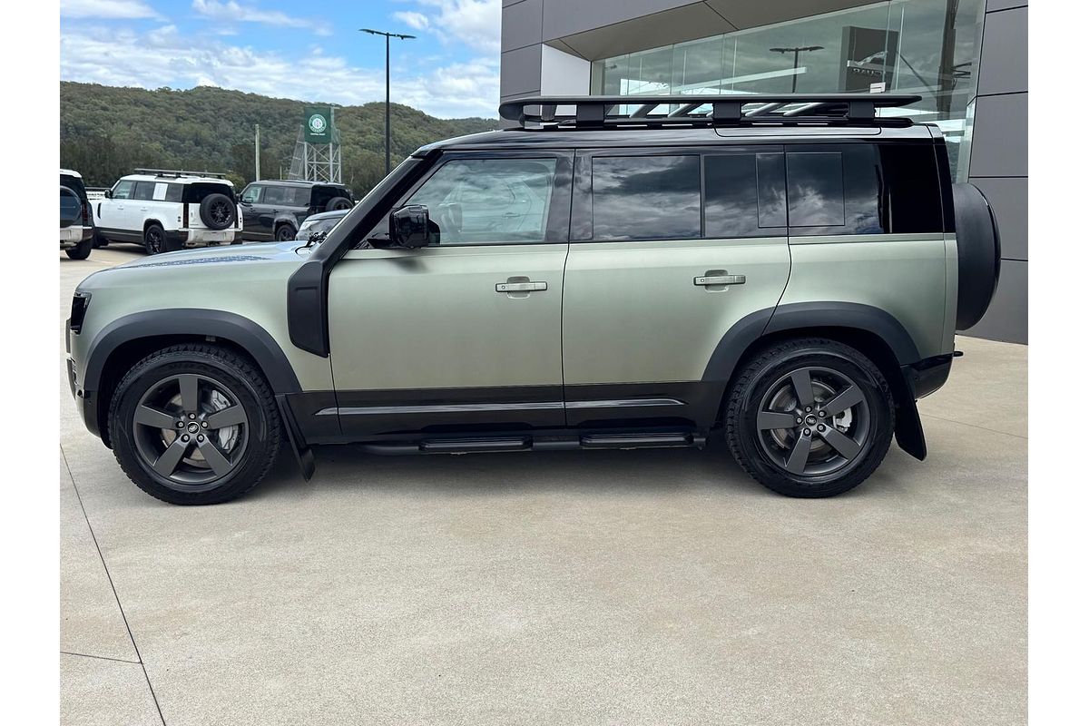 2025 Land Rover Defender 110 D350 X-Dynamic SE L663