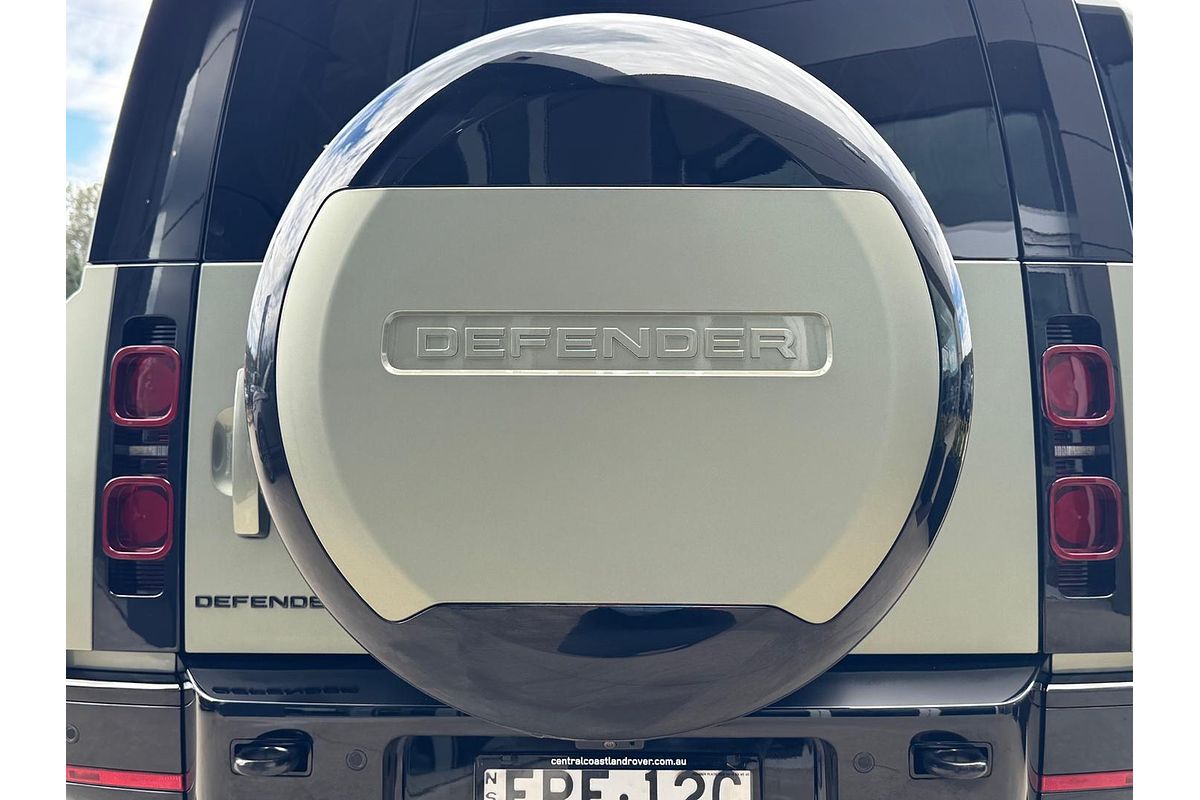 2025 Land Rover Defender 110 D350 X-Dynamic SE L663