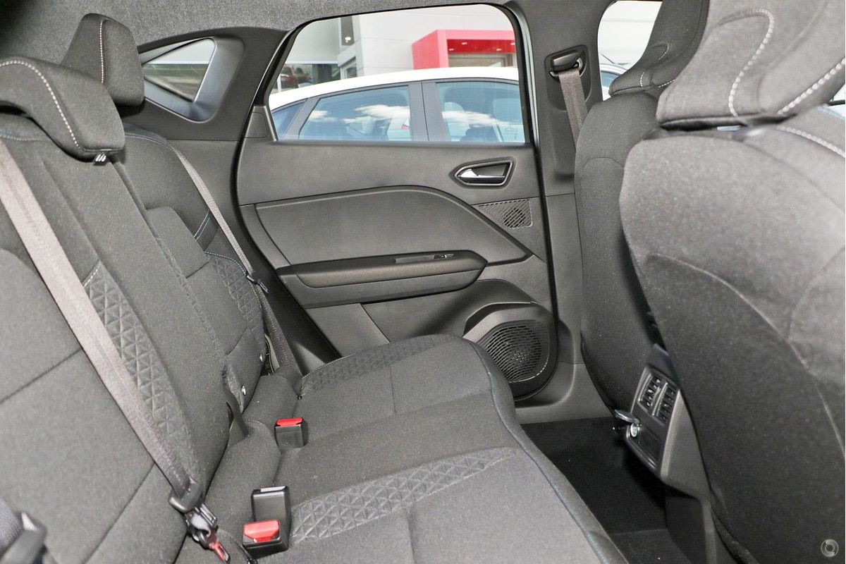 2025 Mitsubishi ASX LS XE