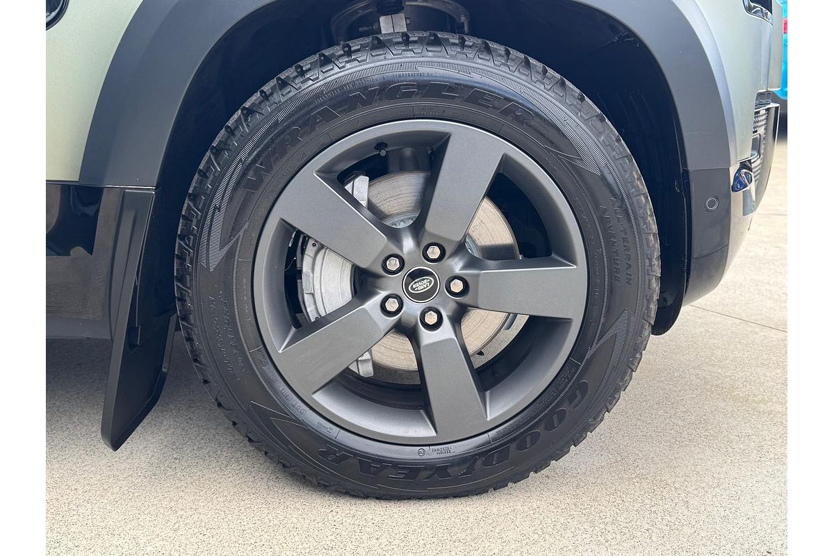 2025 Land Rover Defender 110 D350 X-Dynamic SE L663