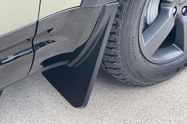 2025 Land Rover Defender 110 D350 X-Dynamic SE L663