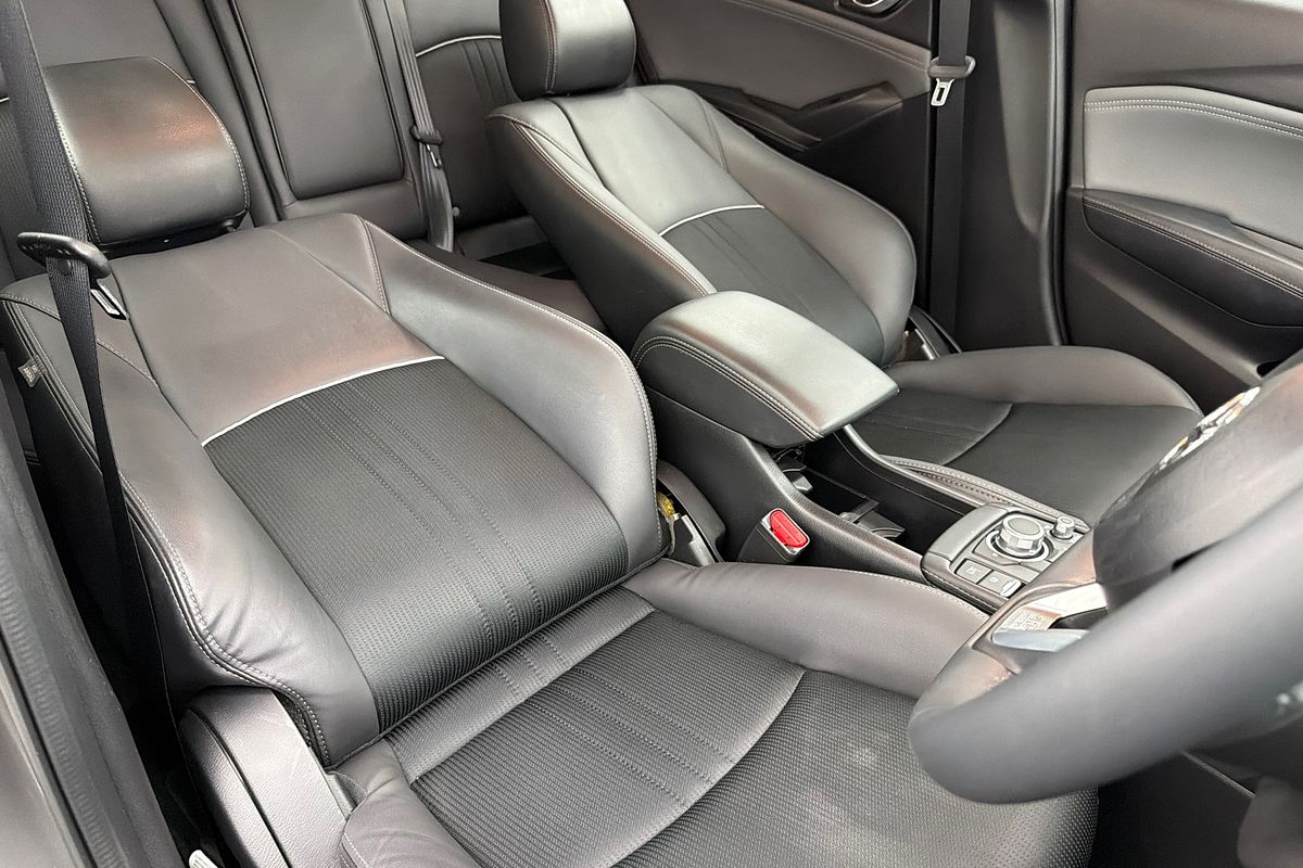 2020 Mazda CX-3 sTouring DK