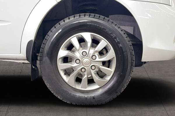 2023 LDV V80 SWB Low Roof