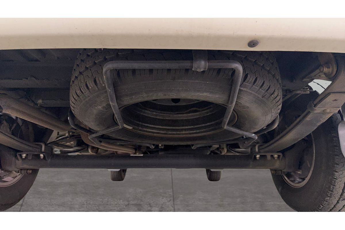 2023 LDV V80 SWB Low Roof