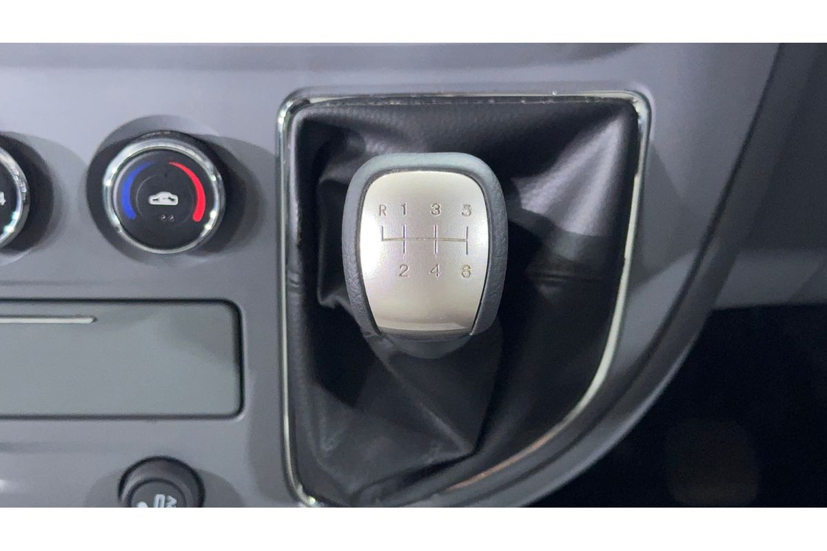 2023 LDV V80 SWB Low Roof