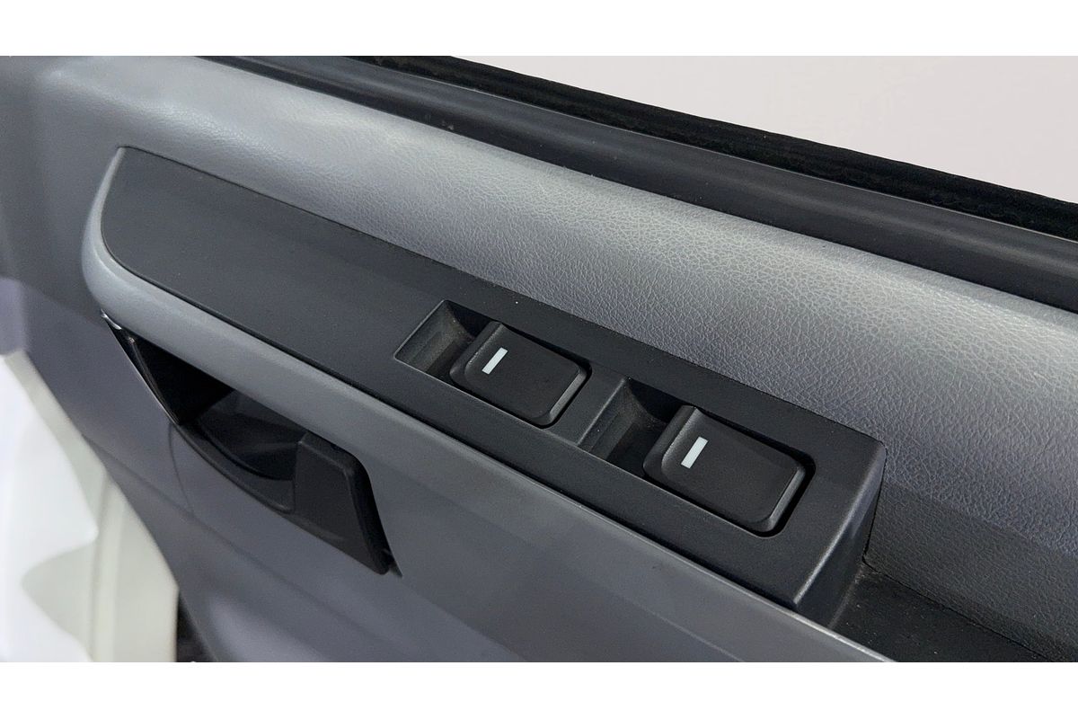 2023 LDV V80 SWB Low Roof