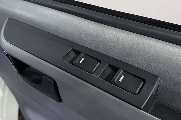 2023 LDV V80 SWB Low Roof