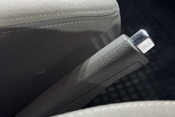 2023 LDV V80 SWB Low Roof