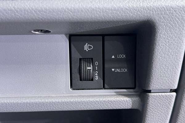 2023 LDV V80 SWB Low Roof