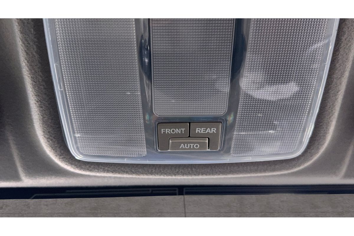 2023 LDV V80 SWB Low Roof