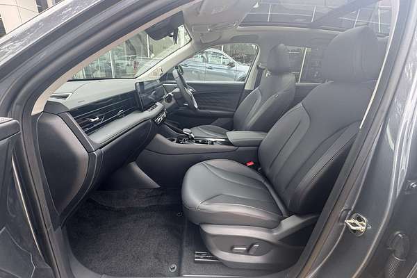 2025 MG HS Super Hybrid Essence AS33P