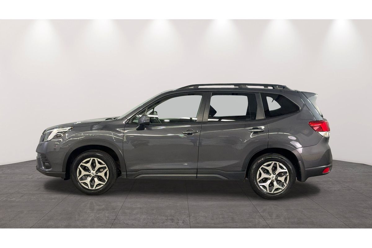 2023 Subaru Forester 2.5i 50 Years Edition S5