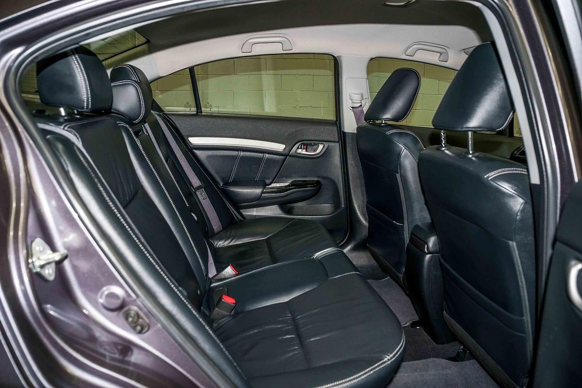 2015 Honda Civic VTi-L 9th Gen Ser II