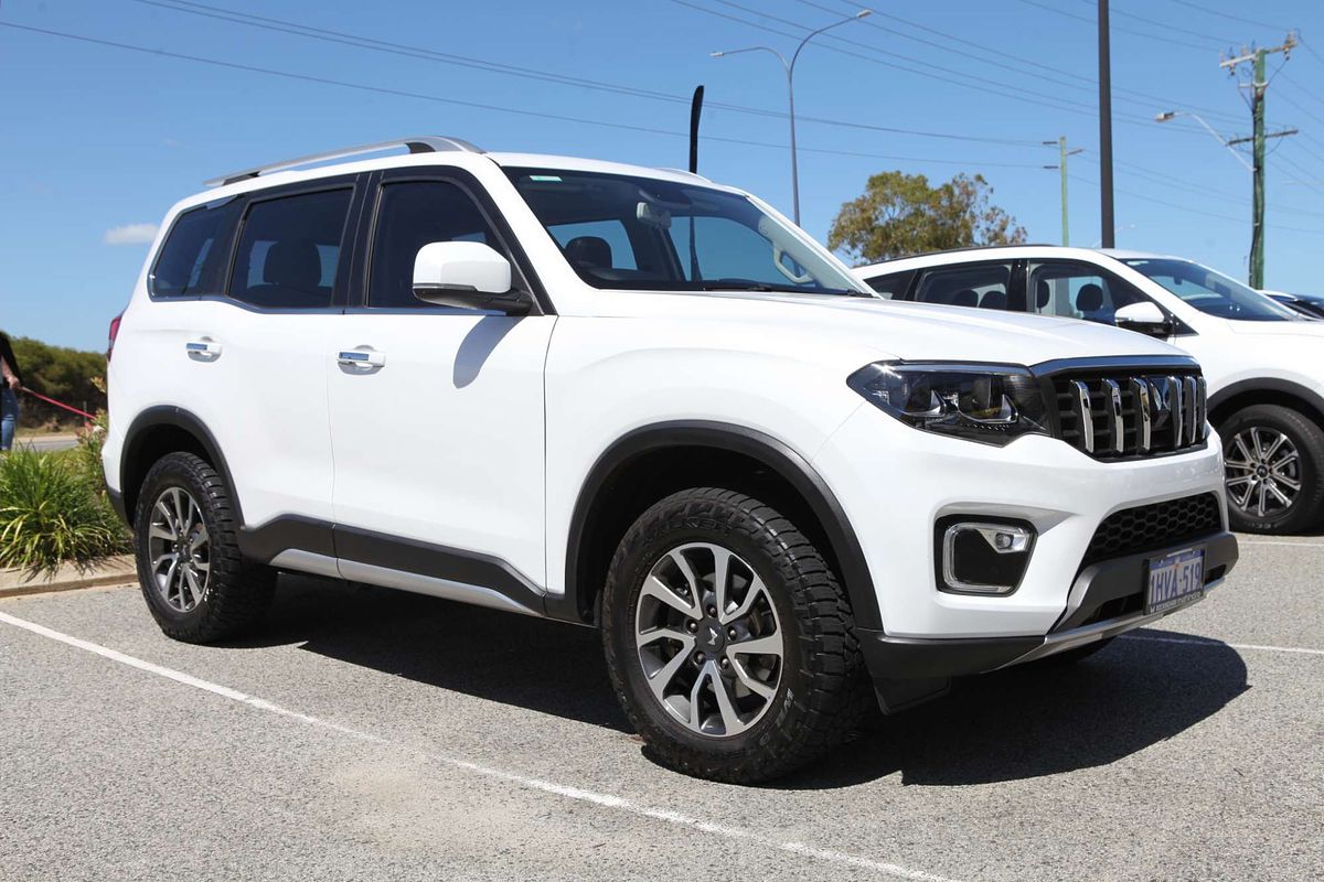 2023 Mahindra Scorpio Z8L