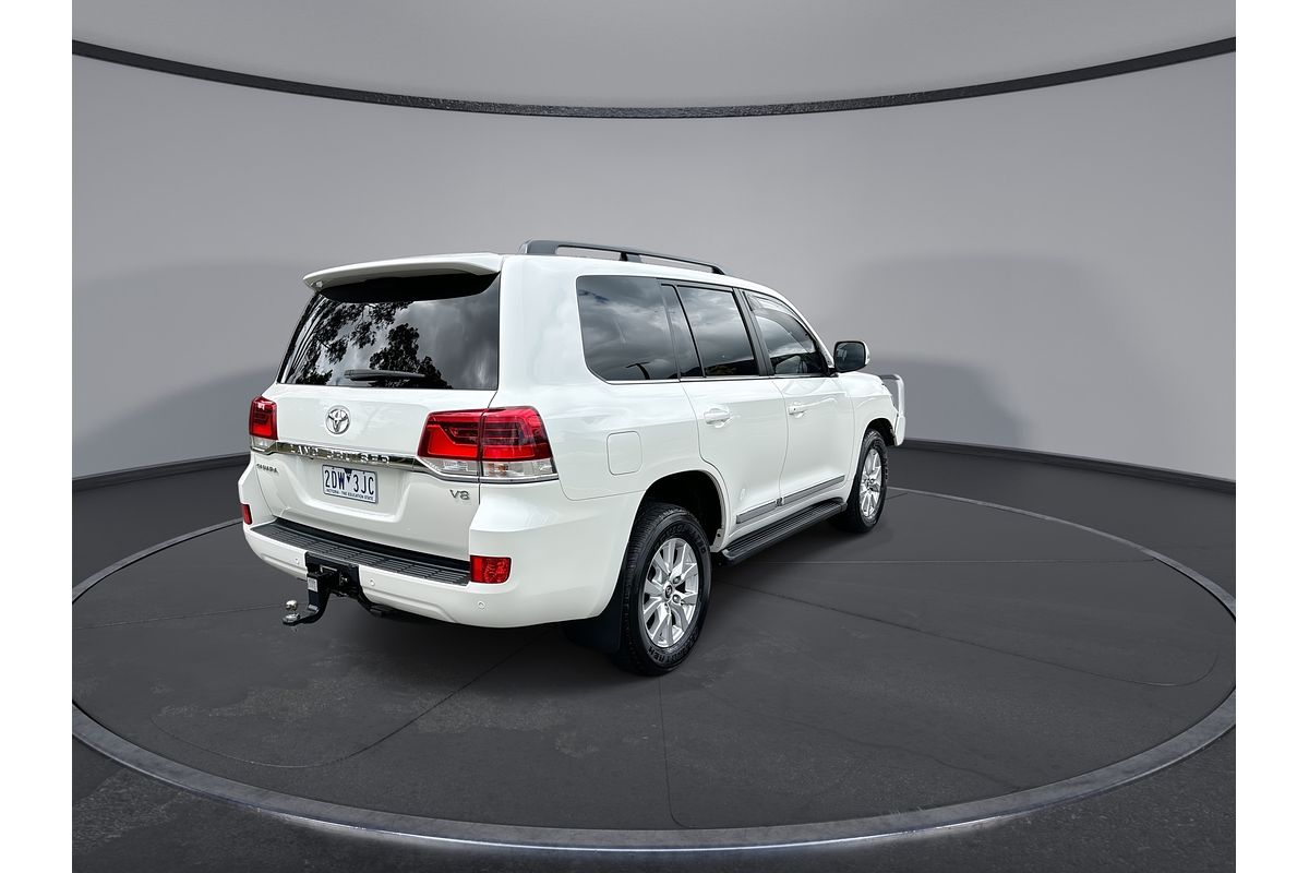 2019 Toyota Landcruiser Sahara VDJ200R