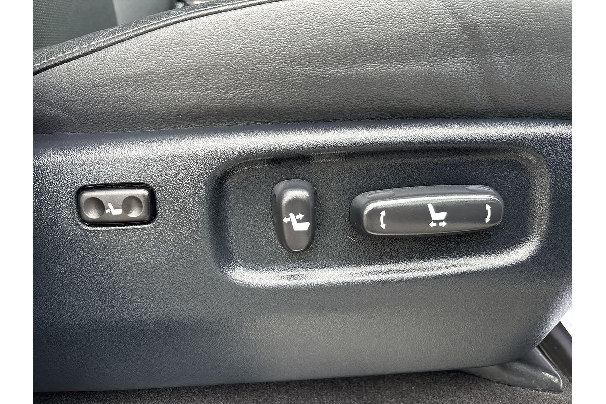 2019 Toyota Landcruiser Sahara VDJ200R