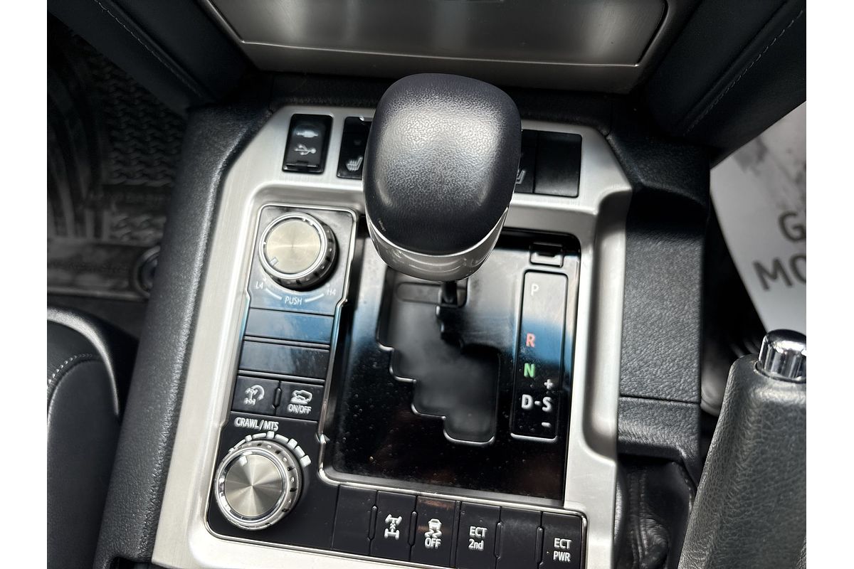 2019 Toyota Landcruiser Sahara VDJ200R