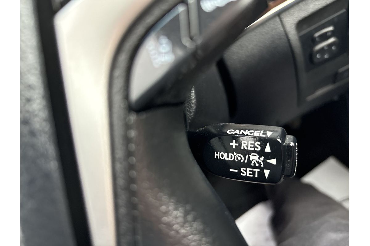 2019 Toyota Landcruiser Sahara VDJ200R