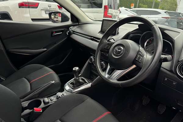 2015 Mazda 2 MAZDA2 GENKI DJ