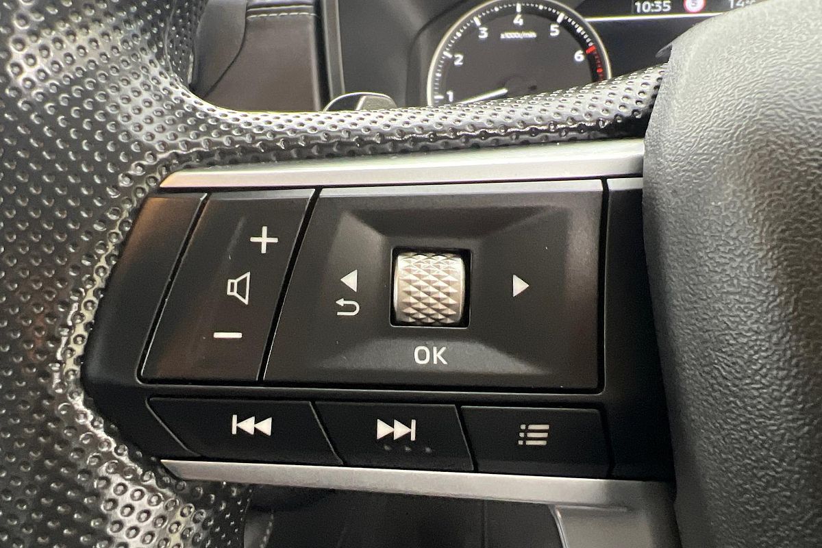 2024 Mitsubishi Outlander OUTLANDER ES 5 SEAT (AWD) ZM4M45