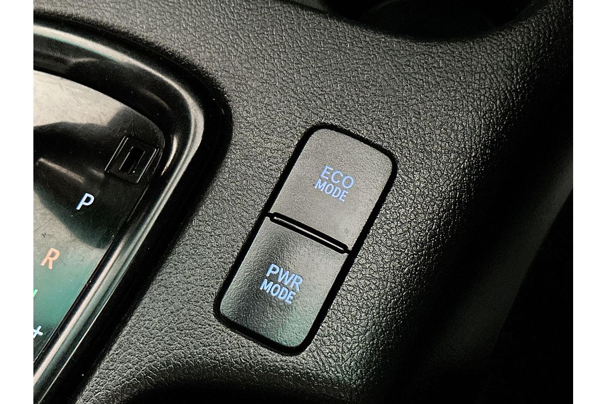 2019 Toyota Hilux Rugged X GUN126R 4X4