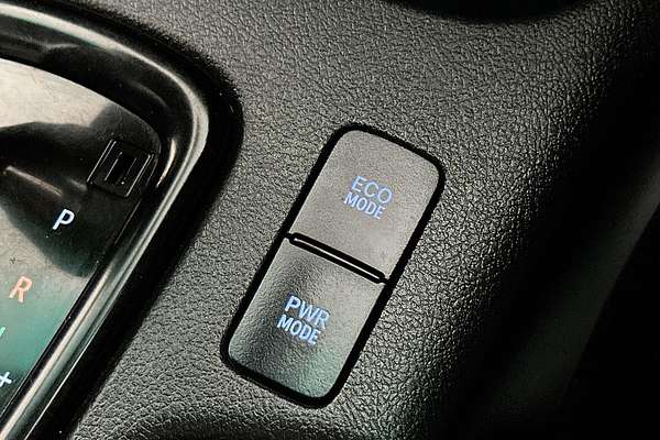 2019 Toyota Hilux Rugged X GUN126R 4X4