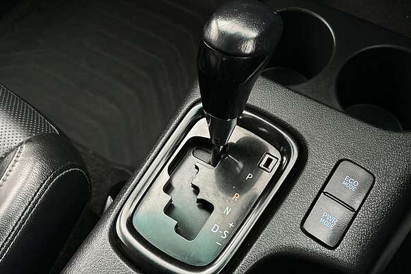 2019 Toyota Hilux Rugged X GUN126R 4X4