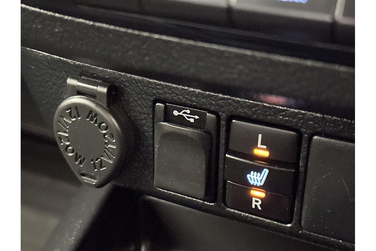 2019 Toyota Hilux Rugged X GUN126R 4X4