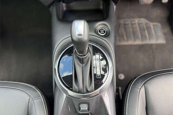 2023 Nissan JUKE ST-L FY16 MY23.5