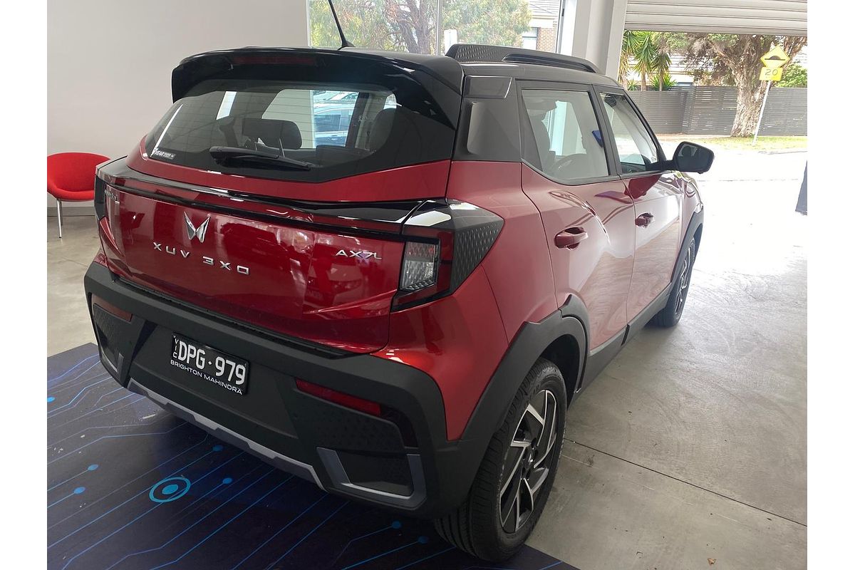2025 Mahindra XUV3XO AX7L