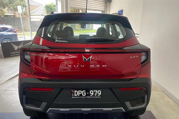 2025 Mahindra XUV3XO AX7L
