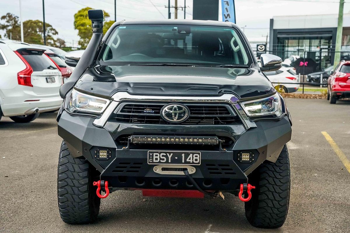 2021 Toyota Hilux SR5 GUN126R 4X4