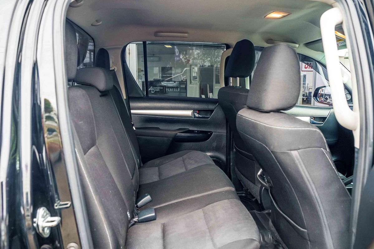 2021 Toyota Hilux SR5 GUN126R 4X4