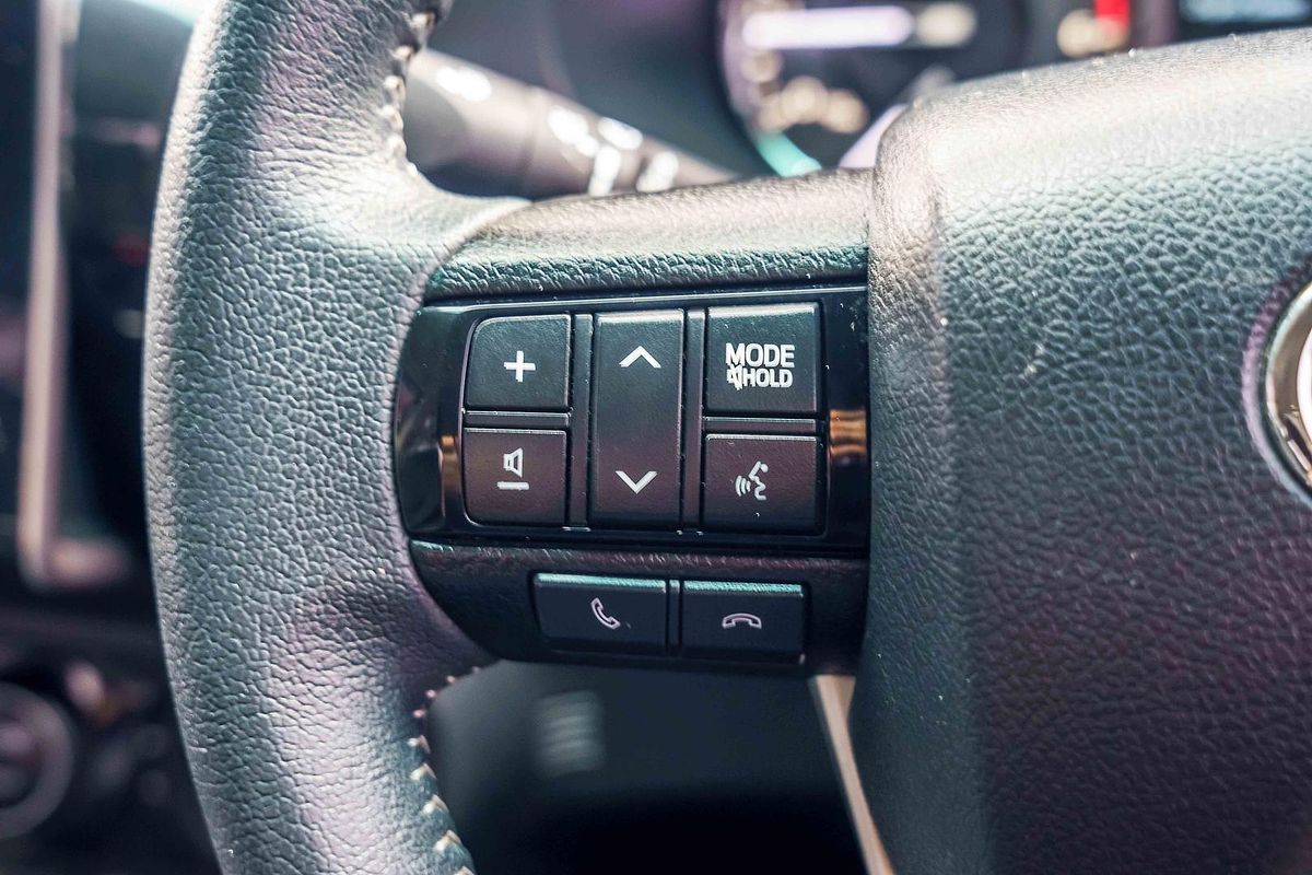 2021 Toyota Hilux SR5 GUN126R 4X4